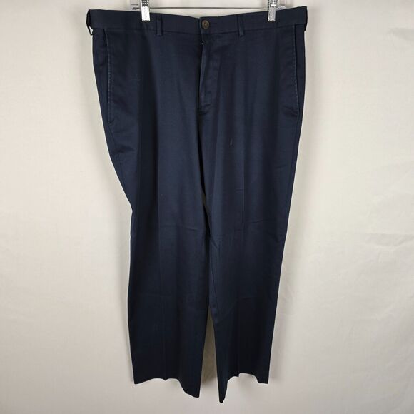 Haggar Dress Pants Men's 36 x 30 Black Classic Fit Repreve Straight Leg - Picture 1 of 14